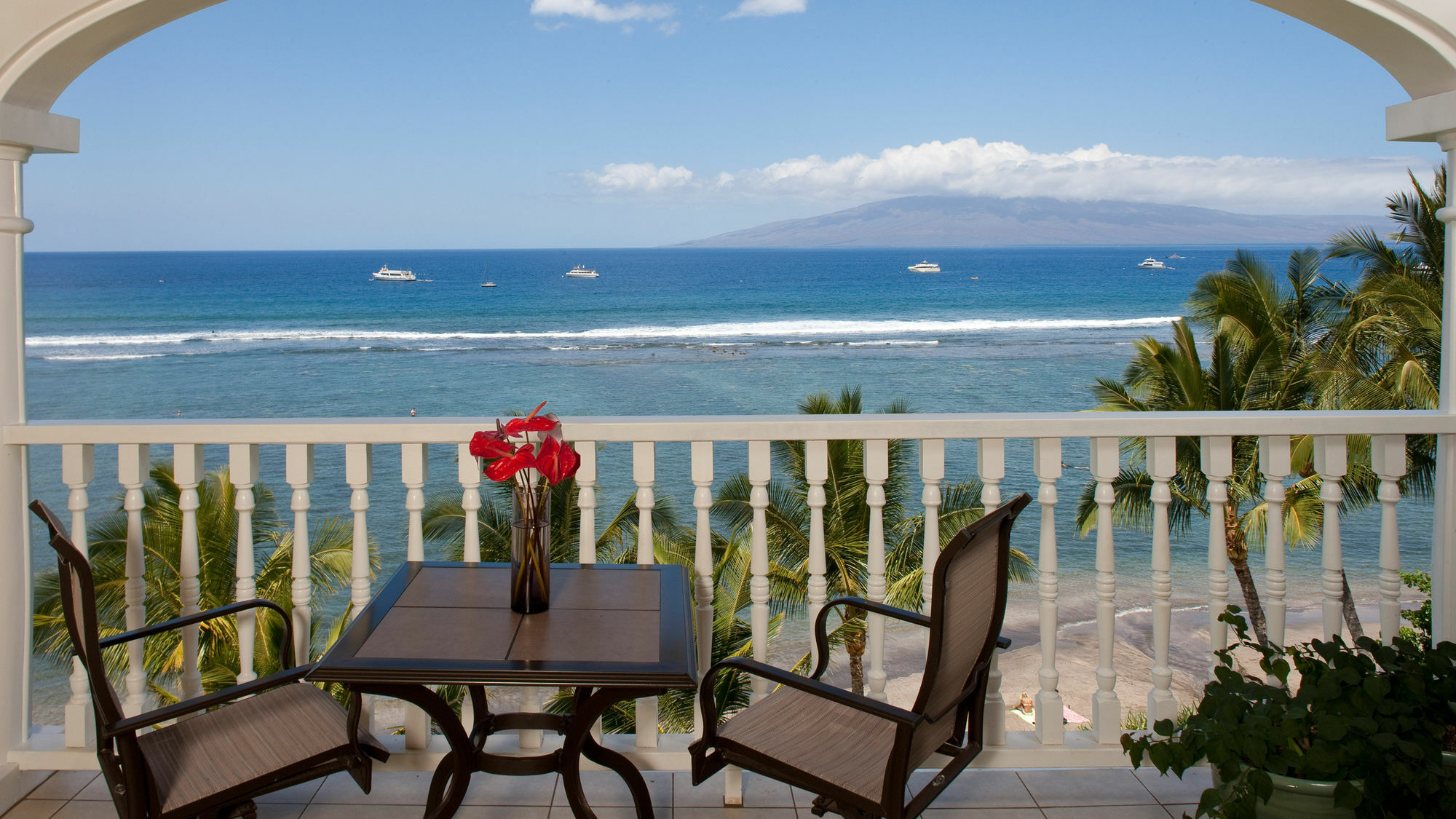 Lahaina Shores Beach Resort Exterior foto