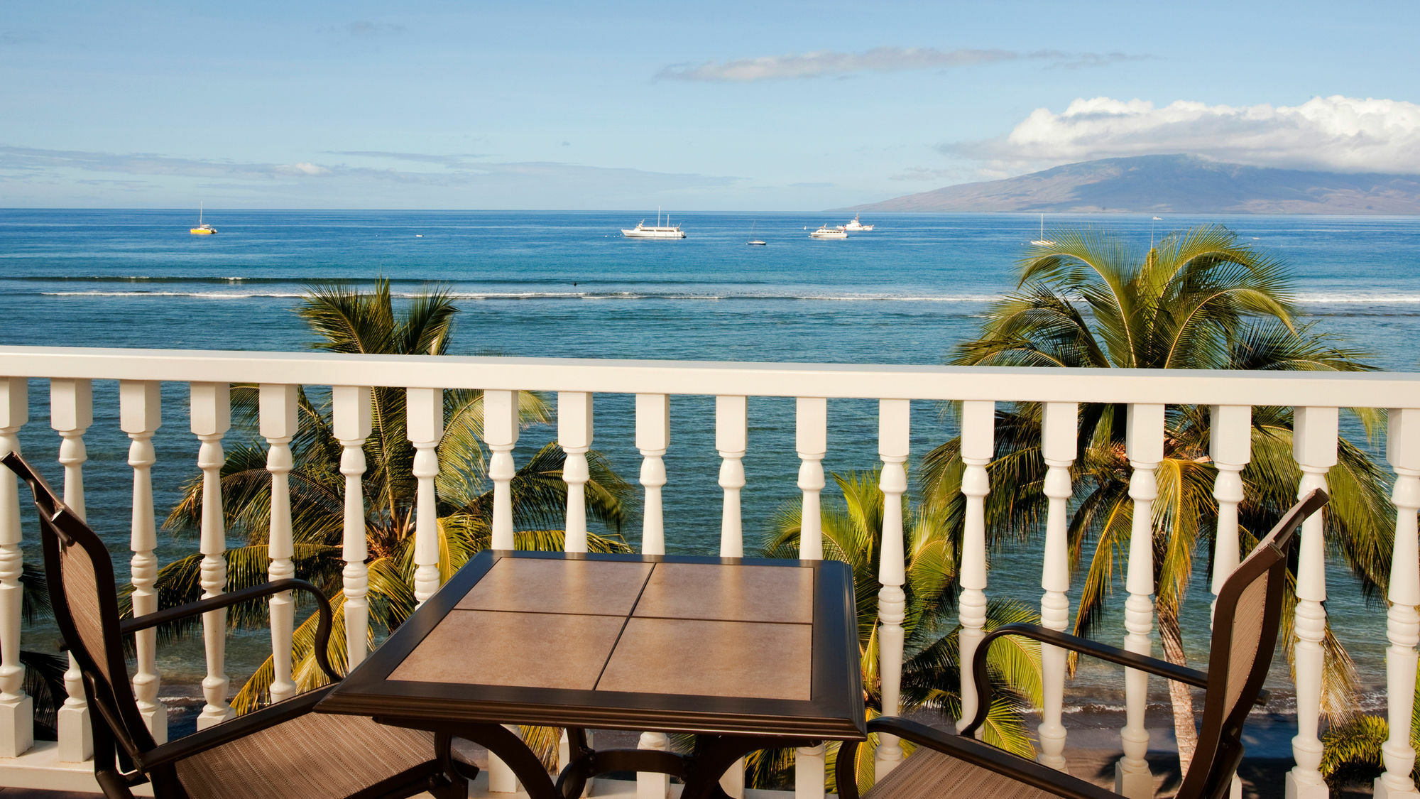 Lahaina Shores Beach Resort Exterior foto